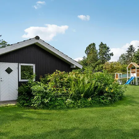 Stunning In With Kitchen * Dronningmølle